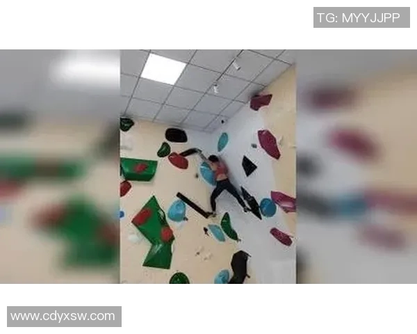 广州攀岩队的力量揭秘：挑战极限的勇者之路与团队精神